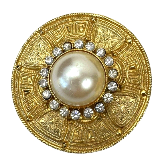 Jewelry - Brooch Pearl Design